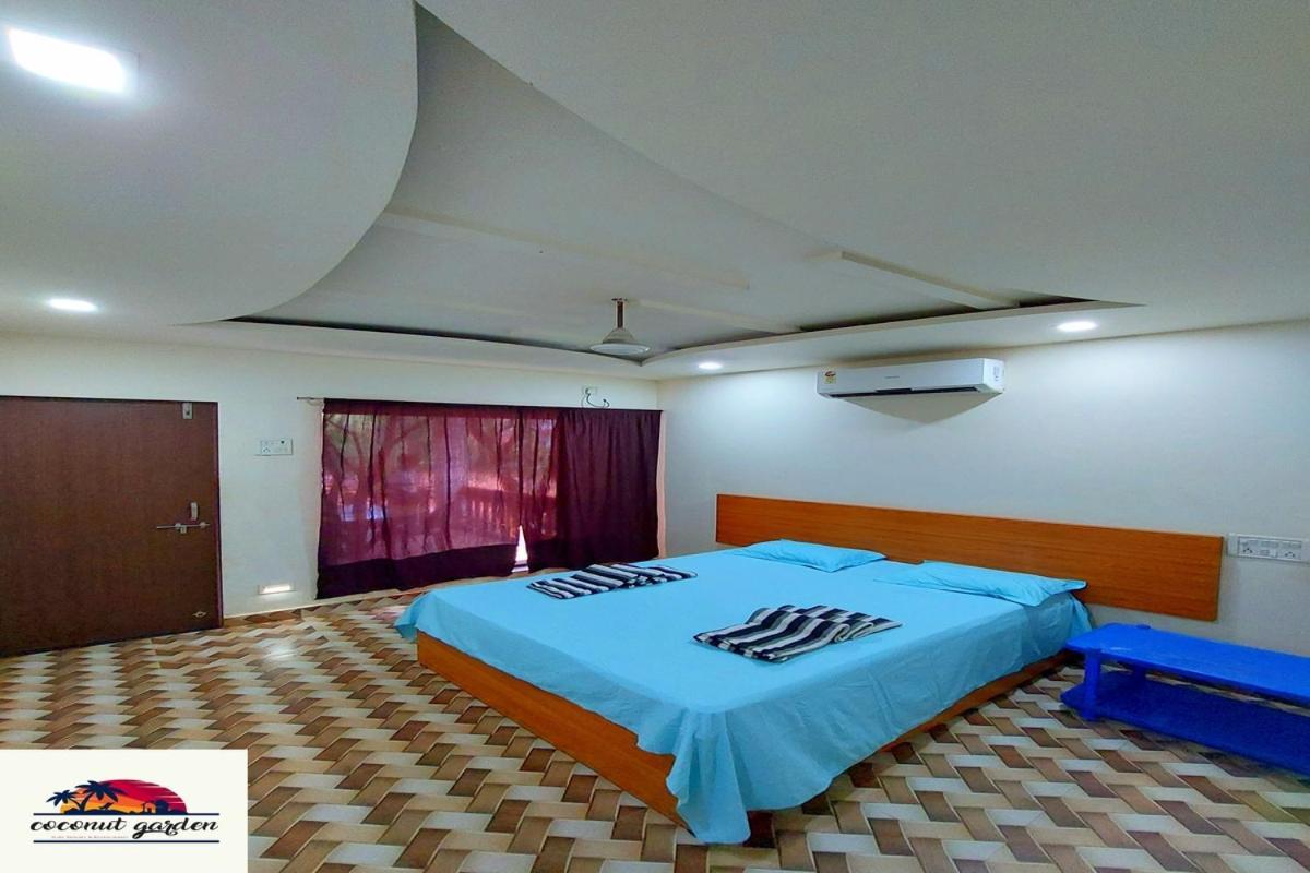 Coconut Garden Beach House Malvan Luaran gambar